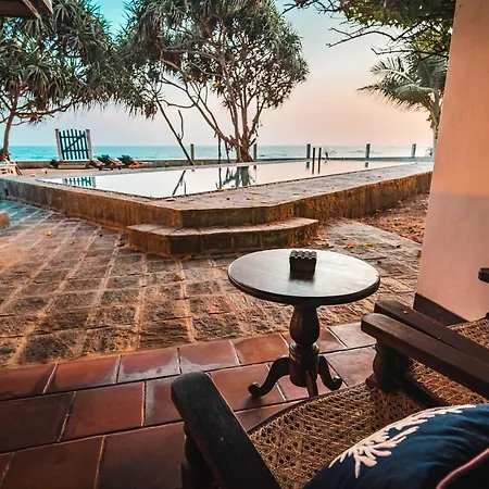 Saltasia Boutique Beach Villa Mirissa Exterior photo